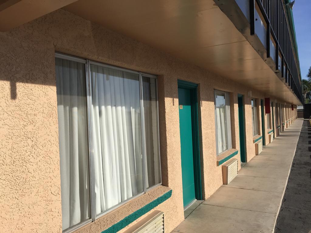 Amazon Motel Tucson Zewnętrze zdjęcie