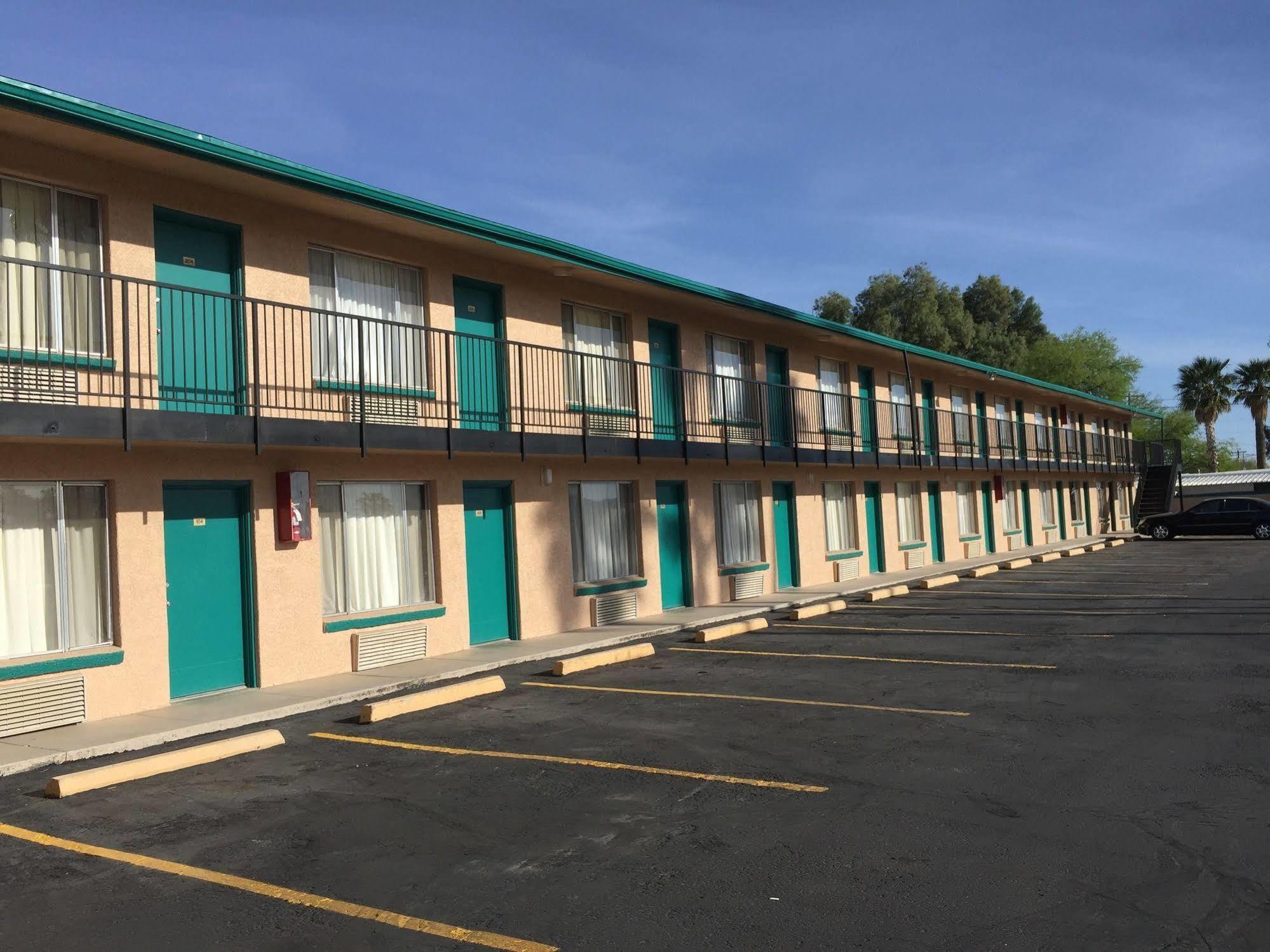 Amazon Motel Tucson Zewnętrze zdjęcie
